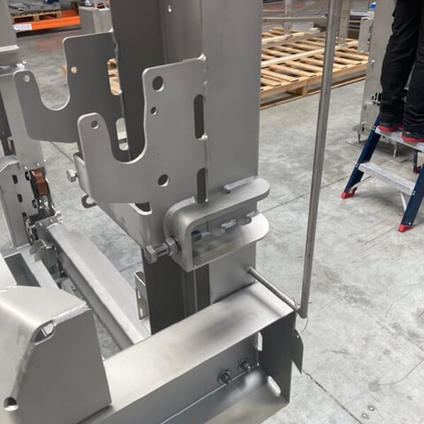 RVS 316 H-frame (lift-onderdeel) met rondom afgelaste naden – hygiënisch voor toepassing in de food industrie.